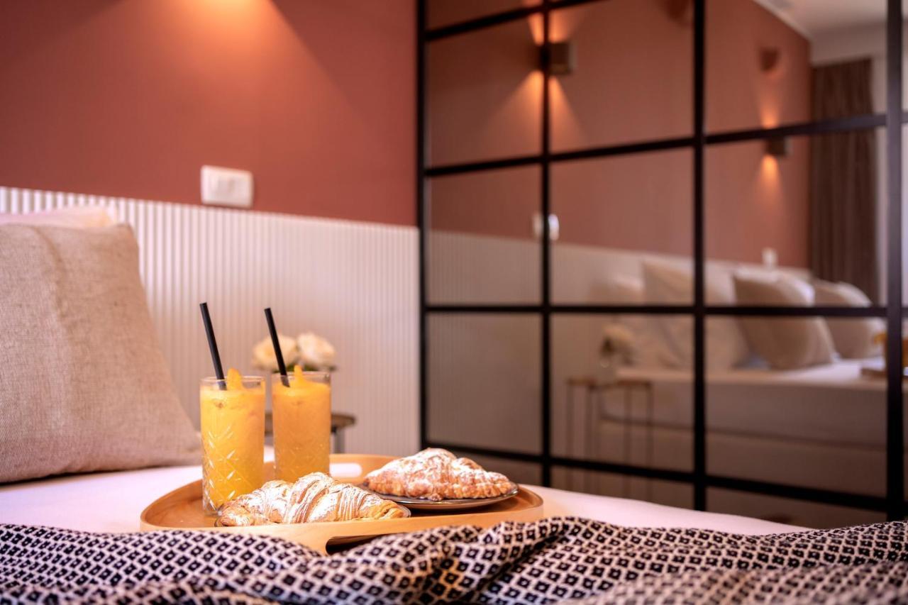 Fingerprint Central Apartment 5 Min From Center & Beach Hvar Town Bagian luar foto